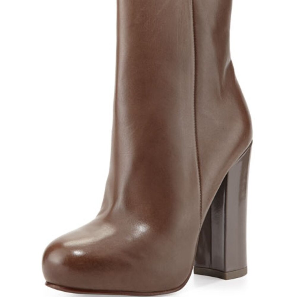 Ash Darling Leather Ankle Boot Stone Size 8